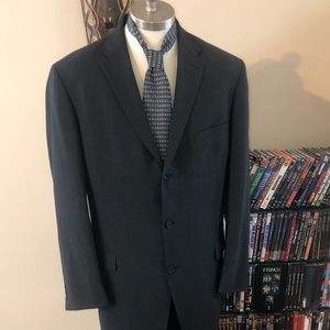 Kenneth Cole REACTION Suit